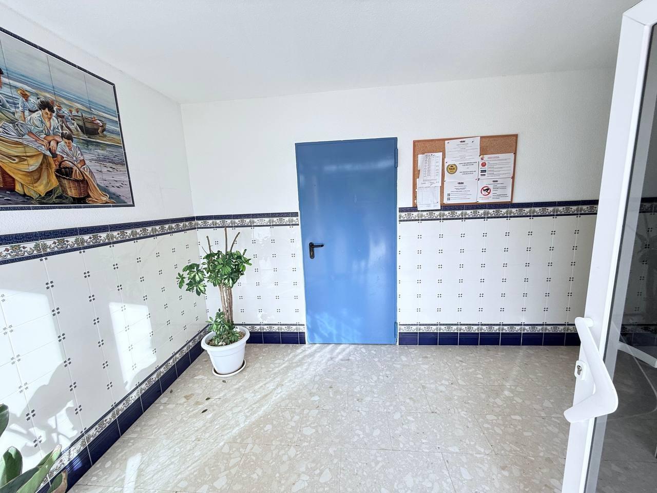 For sale - 3 Bedroom 2 Bathroom Apartment in Orihuela Costa - Campoamor  - Alicante