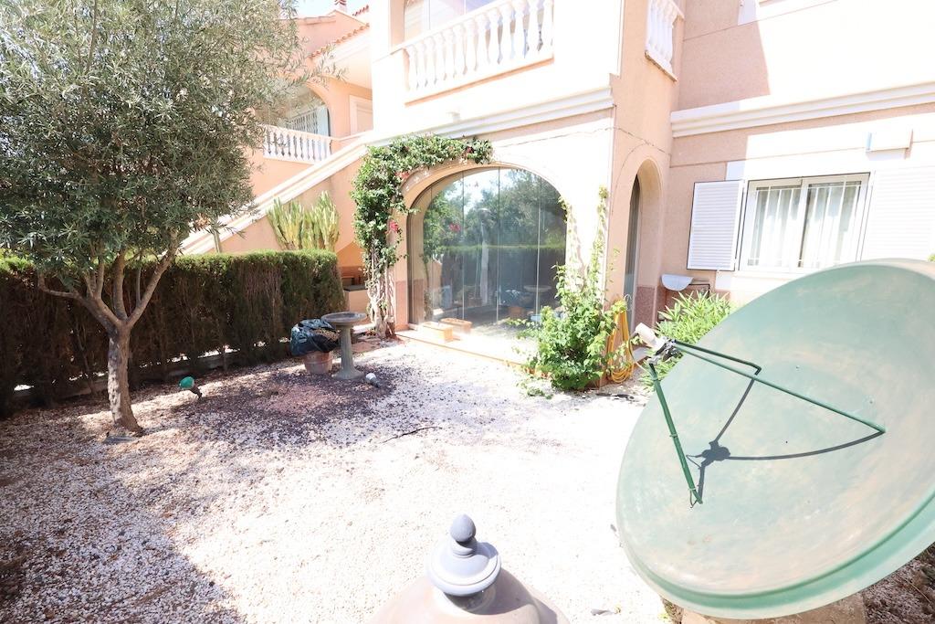 For sale - 2 Bedroom 2 Bathroom Bungalow in Orihuela Costa - Costa Blanca  - Alicante