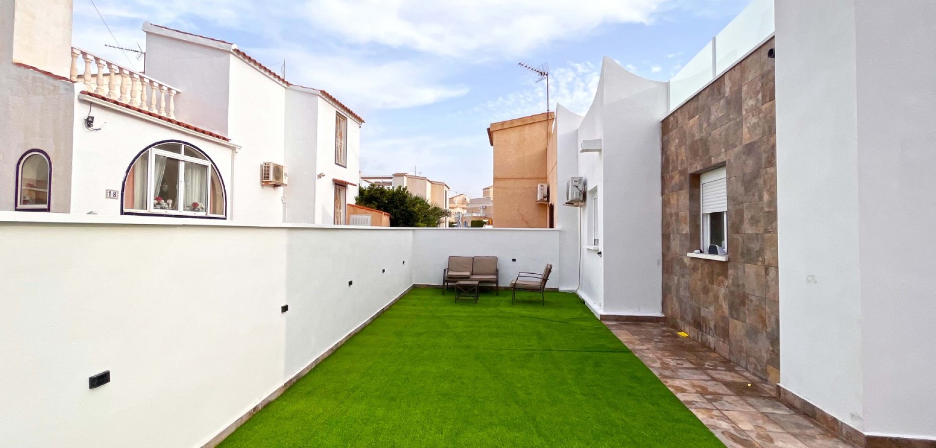 For sale - 2 Bedroom 2 Bathroom Bungalow in Orihuela Costa - Costa Blanca  - Alicante