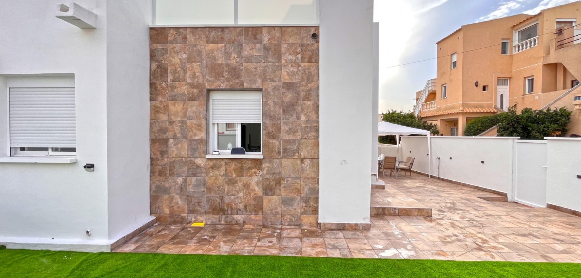 For sale - 2 Bedroom 2 Bathroom Bungalow in Orihuela Costa - Costa Blanca  - Alicante