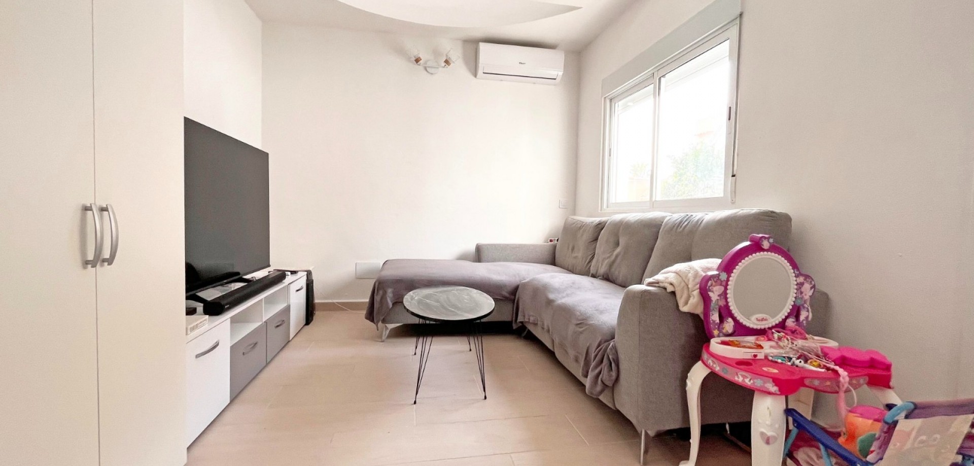 For sale - 2 Bedroom 2 Bathroom Bungalow in Orihuela Costa - Costa Blanca  - Alicante