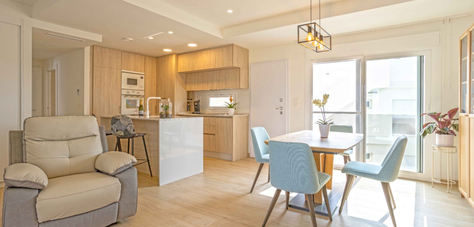 For sale - 2 Bedroom 2 Bathroom Apartment in Orihuela Costa - Costa Blanca  - Alicante