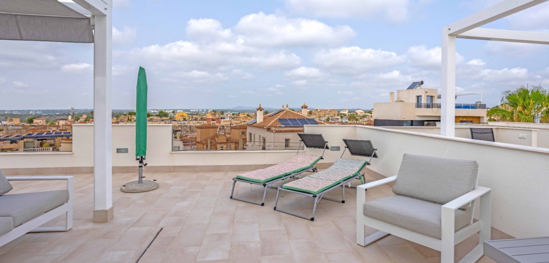 For sale - 2 Bedroom 2 Bathroom Apartment in Orihuela Costa - Costa Blanca  - Alicante