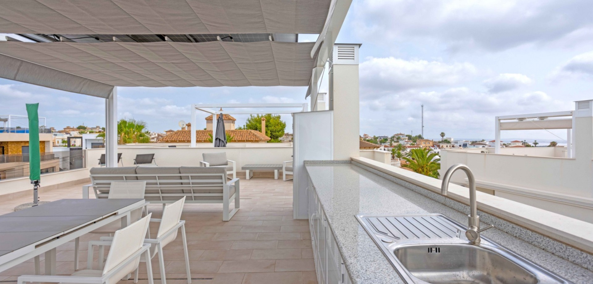 For sale - 2 Bedroom 2 Bathroom Apartment in Orihuela Costa - Costa Blanca  - Alicante