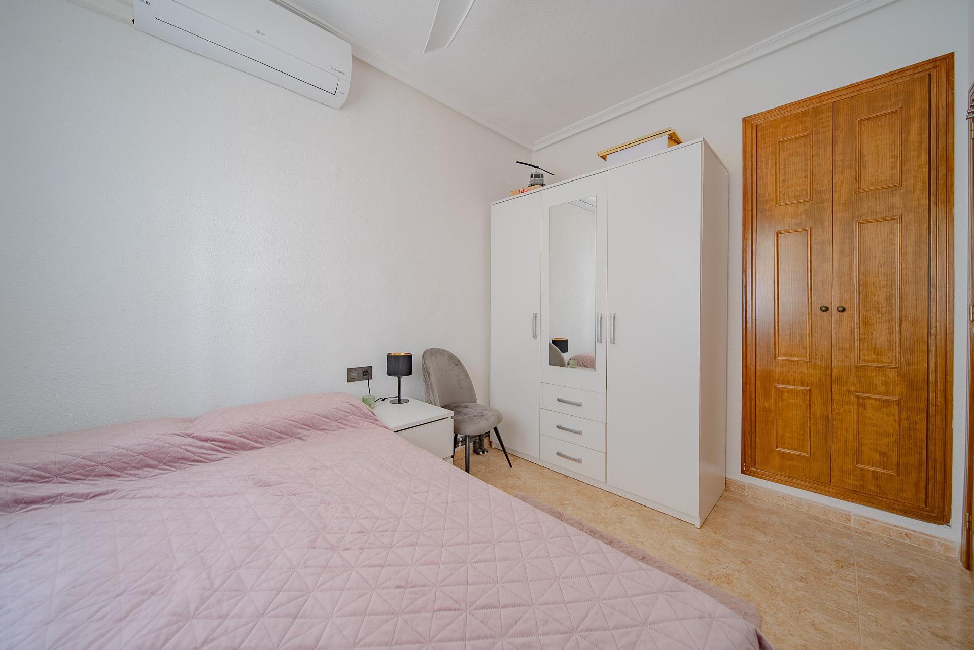 For sale - 3 Bedroom 2 Bathroom Town House in Orihuela Costa - Pau 26  - Alicante