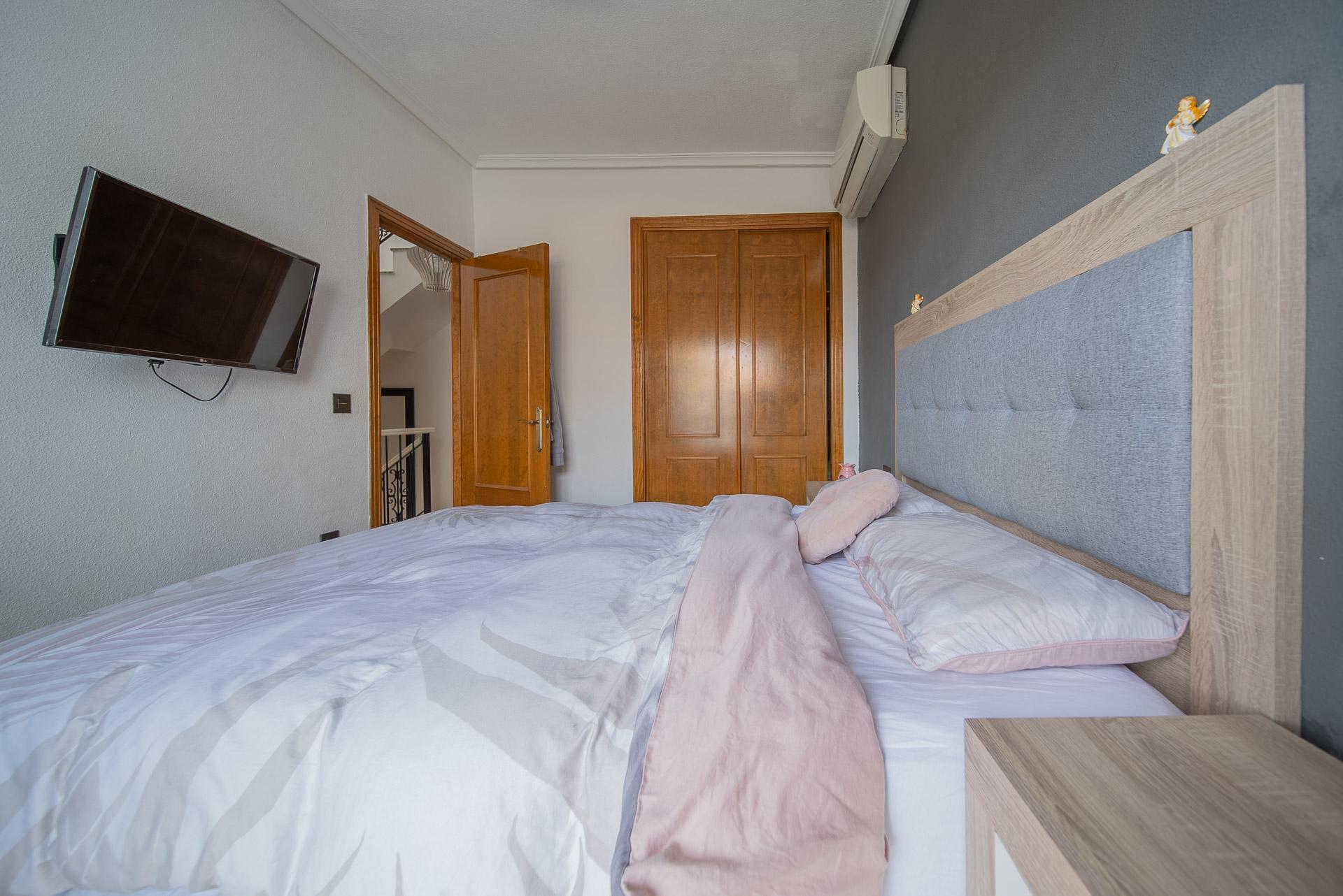 For sale - 3 Bedroom 2 Bathroom Town House in Orihuela Costa - Pau 26  - Alicante