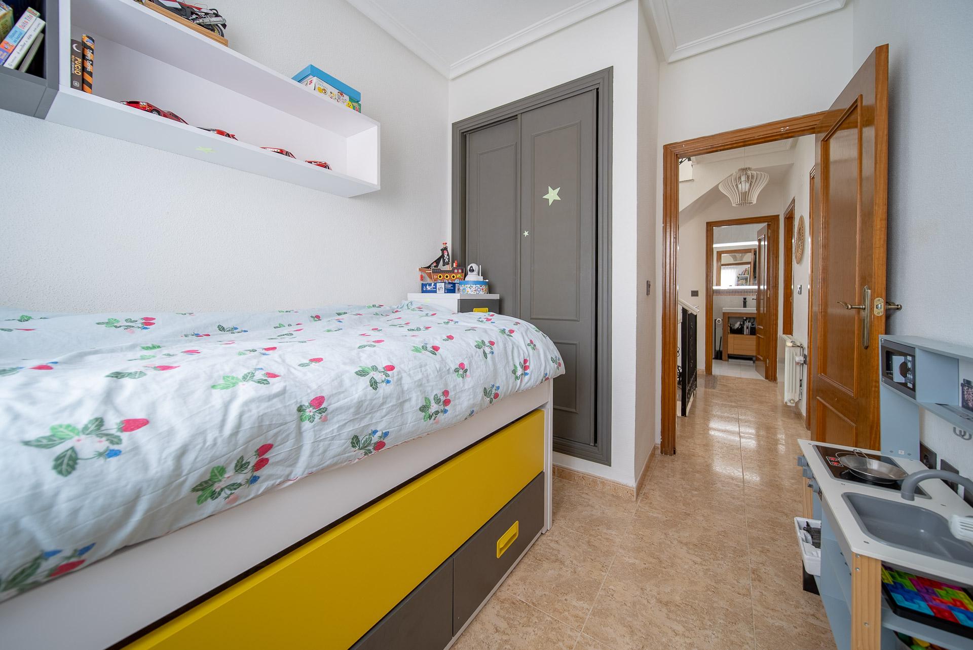 For sale - 3 Bedroom 2 Bathroom Town House in Orihuela Costa - Pau 26  - Alicante