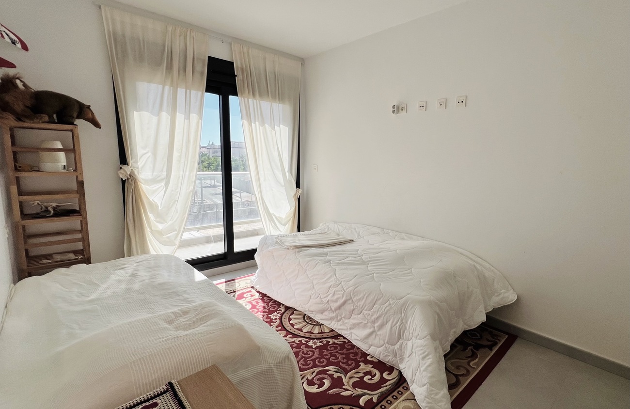 For sale - 2 Bedroom 2 Bathroom Penthouse Penthouse in Mil Palmeras - Costa Blanca  - Alicante
