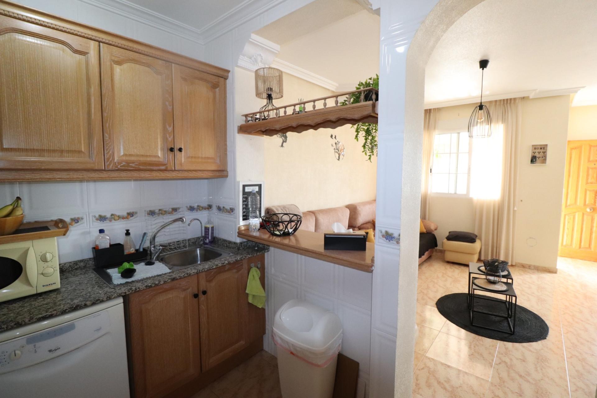 For sale - 3 Bedroom 2 Bathroom Villa in Villamartin - Costa Blanca  - Alicante