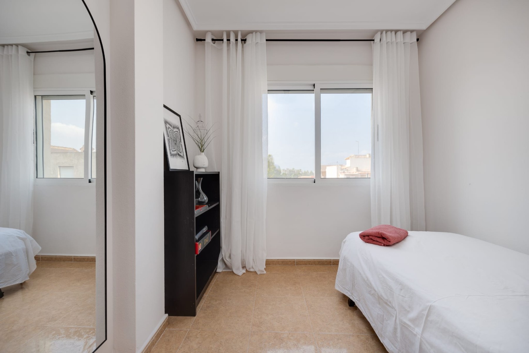 For sale - 3 Bedroom 2 Bathroom Apartment in Jacarilla - Jacarilla  - Alicante