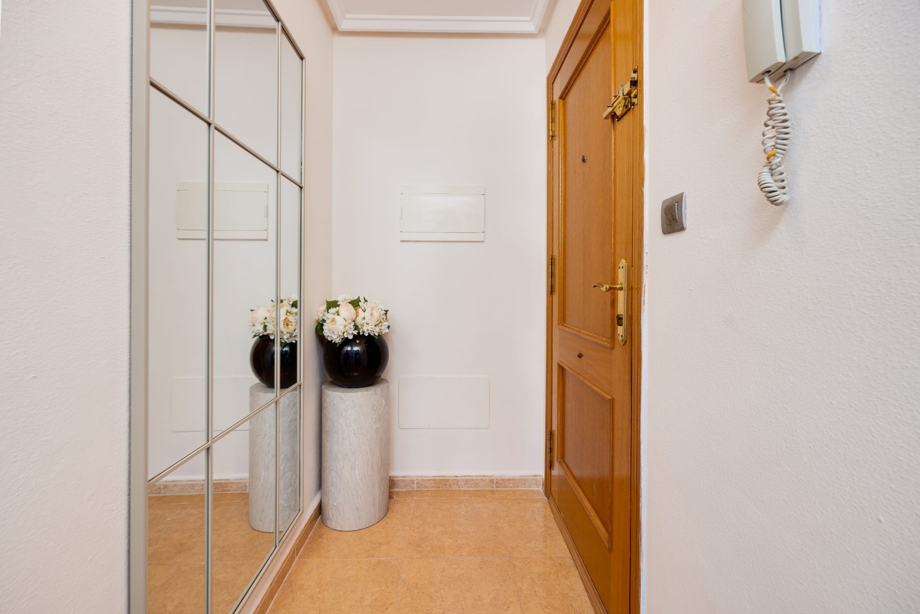 For sale - 3 Bedroom 2 Bathroom Apartment in Jacarilla - Jacarilla  - Alicante