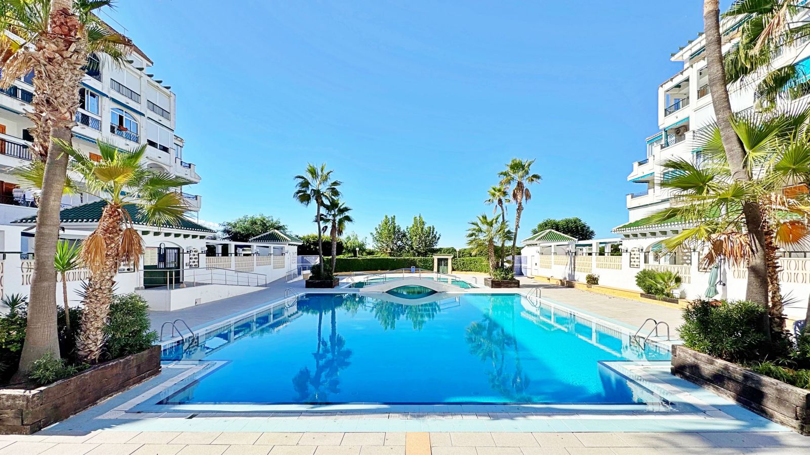 For sale - 1 Bedroom 1 Bathroom Apartment in La Mata - La Mata  - Alicante