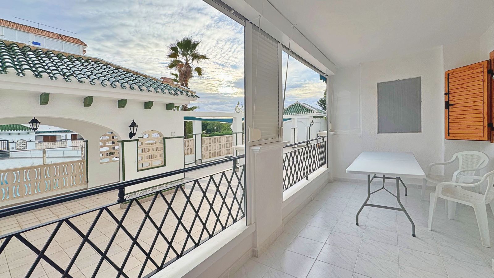 For sale - 1 Bedroom 1 Bathroom Apartment in Torrevieja - La Mata  - Alicante
