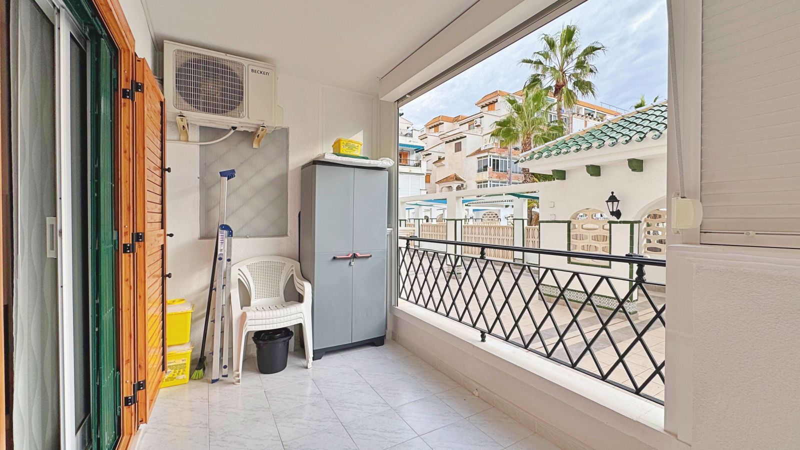 For sale - 1 Bedroom 1 Bathroom Apartment in Torrevieja - La Mata  - Alicante