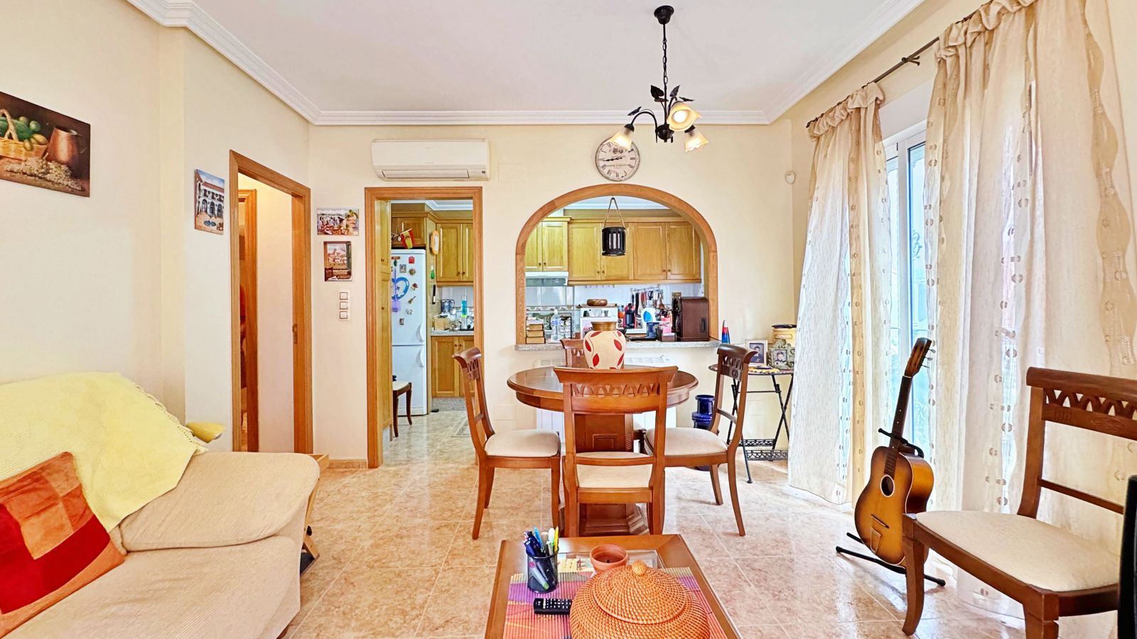 For sale - 3 Bedroom 2 Bathroom Townhouse in VILLAMARTIN - Villamartin  - Alicante