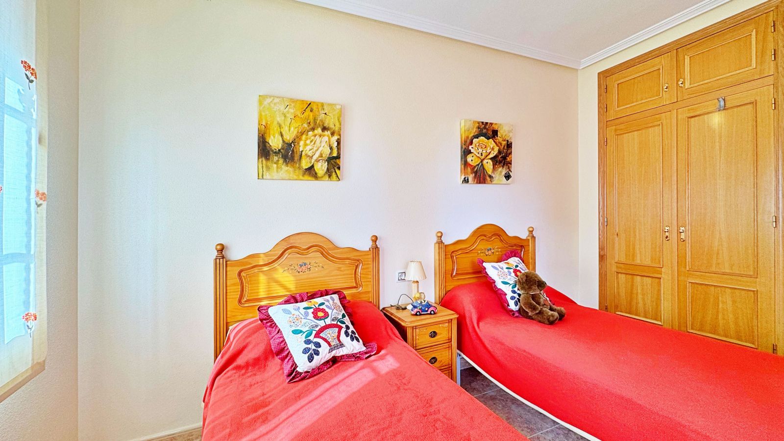 For sale - 3 Bedroom 2 Bathroom Townhouse in VILLAMARTIN - Villamartin  - Alicante