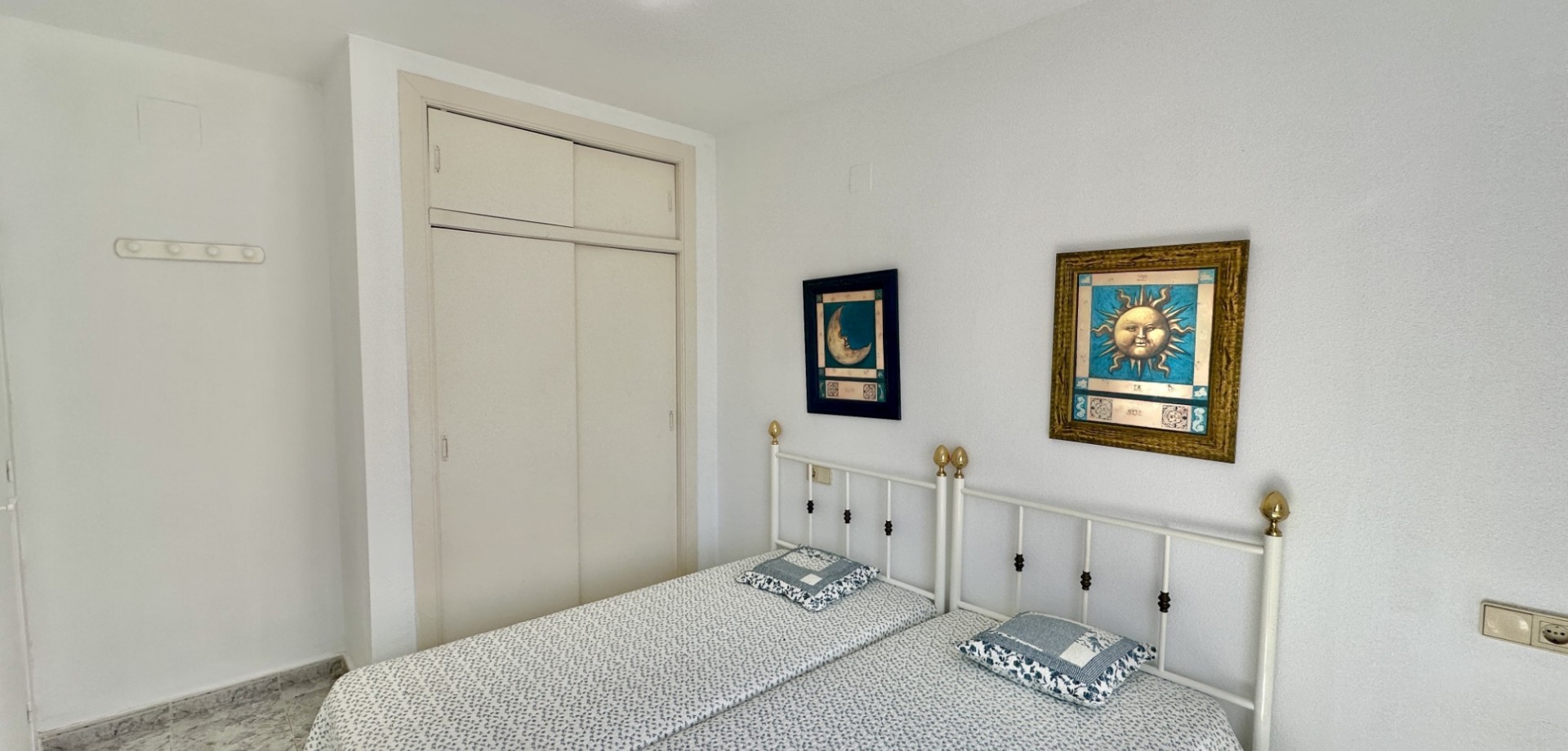 For sale - 2 Bedroom 1 Bathroom Apartment in Orihuela Costa - Playa Flamenca  - Alicante