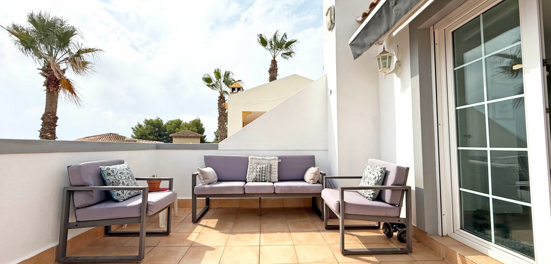 For sale - 2 Bedroom 3 Bathroom Detached Villa in Villamartin - Villamartín  - Alicante