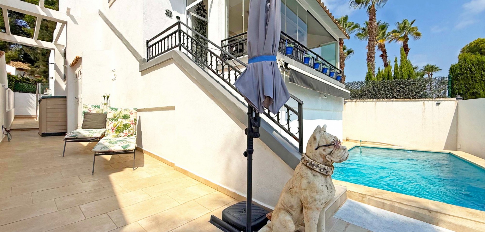For sale - 2 Bedroom 3 Bathroom Detached Villa in Villamartin - Villamartín  - Alicante