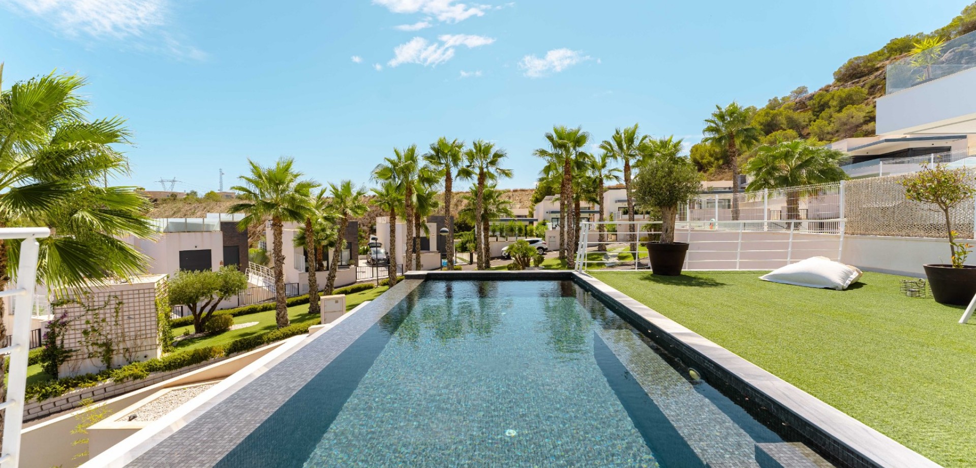 For sale - 5 Bedroom 4 Bathroom Detached Villa in San Miguel de Salinas - San Miguel de Salinas  - Costa Blanca (Alicante)