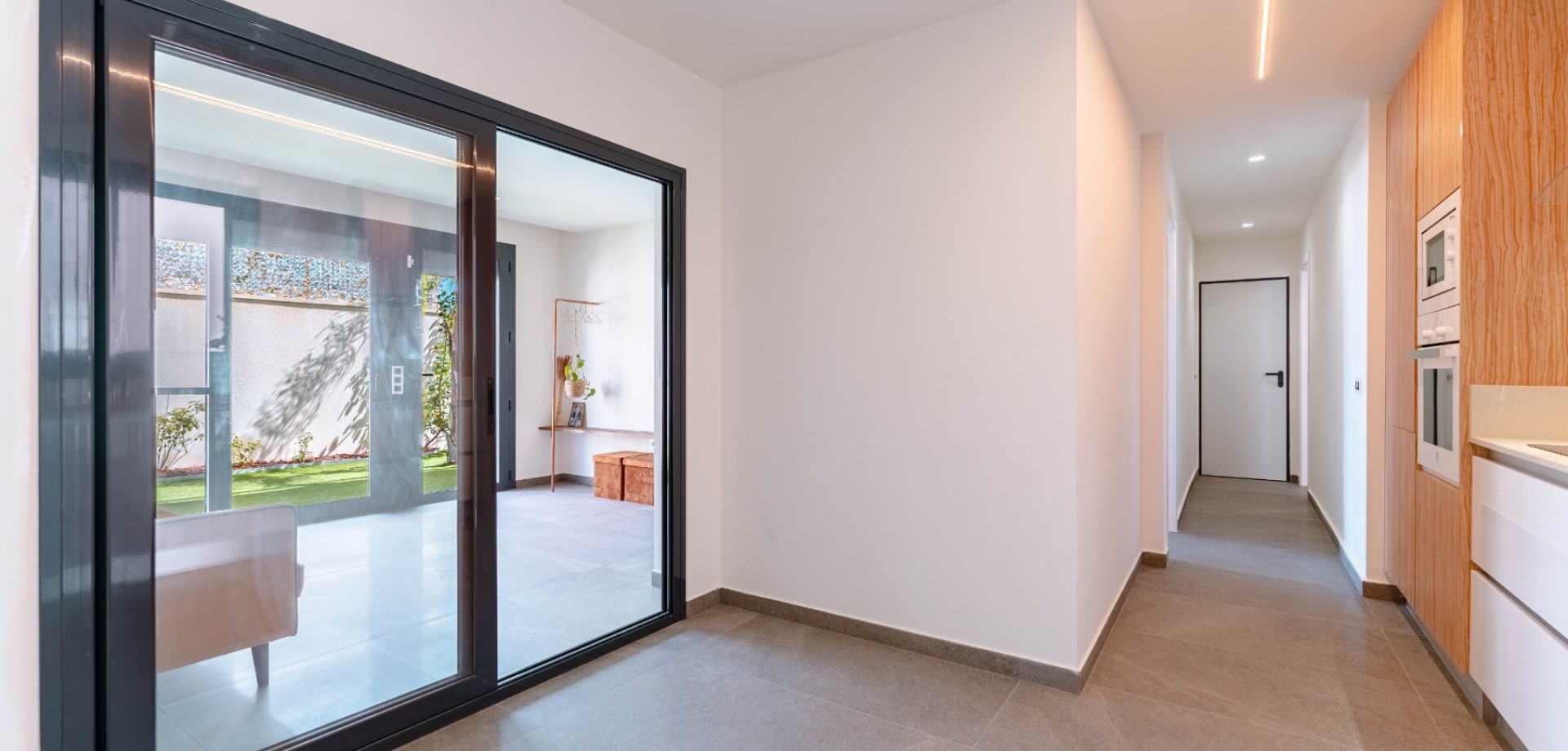 For sale - 5 Bedroom 4 Bathroom Detached Villa in San Miguel de Salinas - San Miguel de Salinas  - Costa Blanca (Alicante)