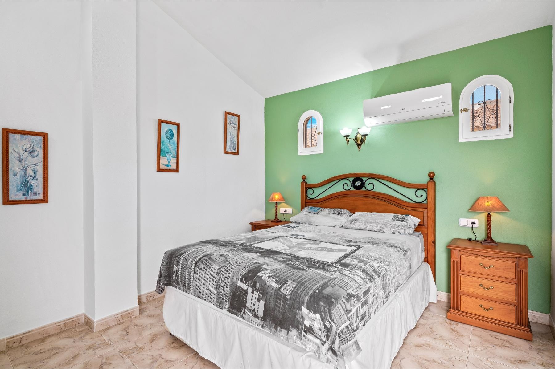 Sold - 3 Bedroom 2 Bathroom Townhouse in Orihuela Costa - La Zenia  - Alicante
