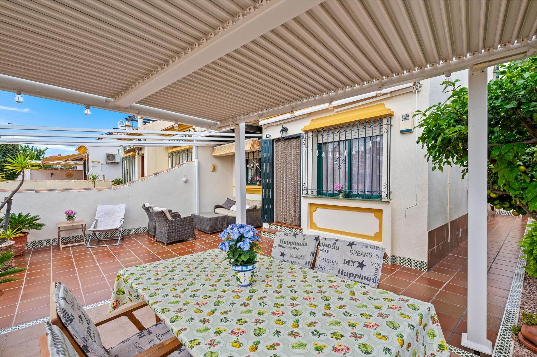 Sold - 3 Bedroom 2 Bathroom Townhouse in Orihuela Costa - La Zenia  - Alicante
