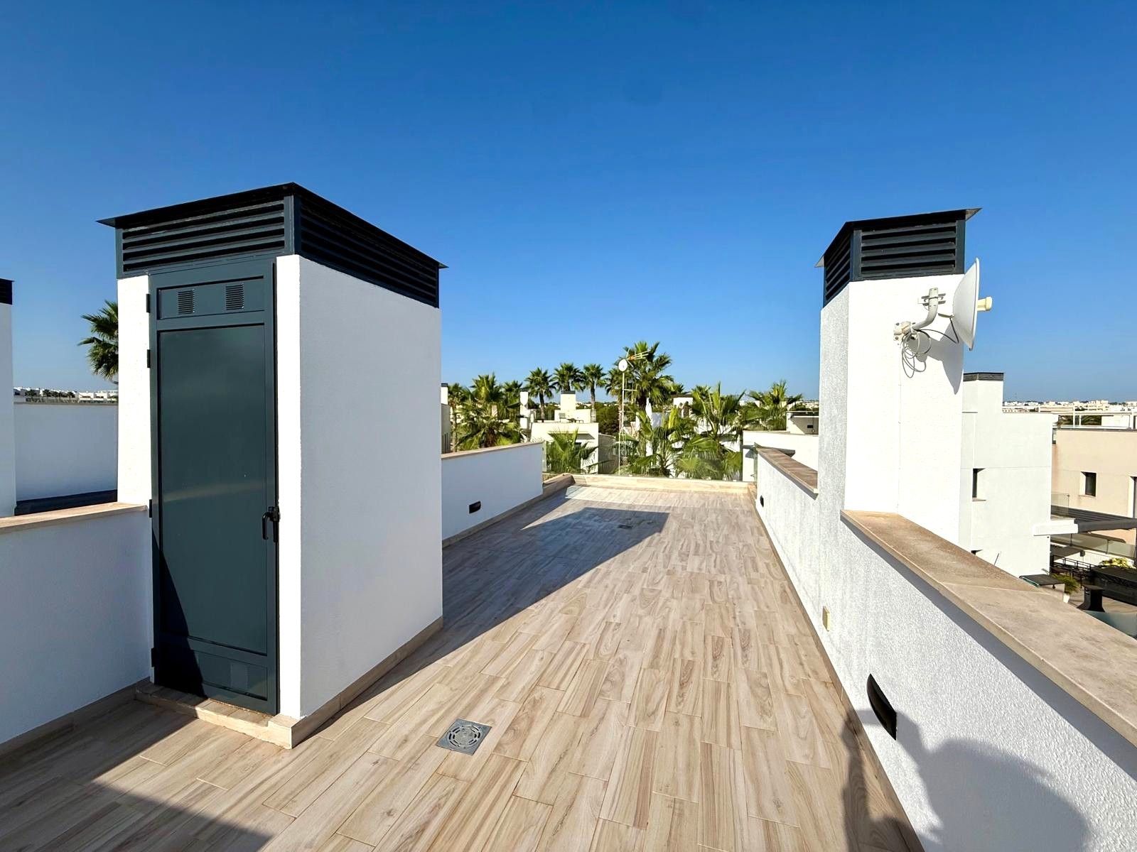 For sale - 3 Bedroom 3 Bathroom Villa in Orihuela Costa - Lomas de Cabo Roig  - Alicante