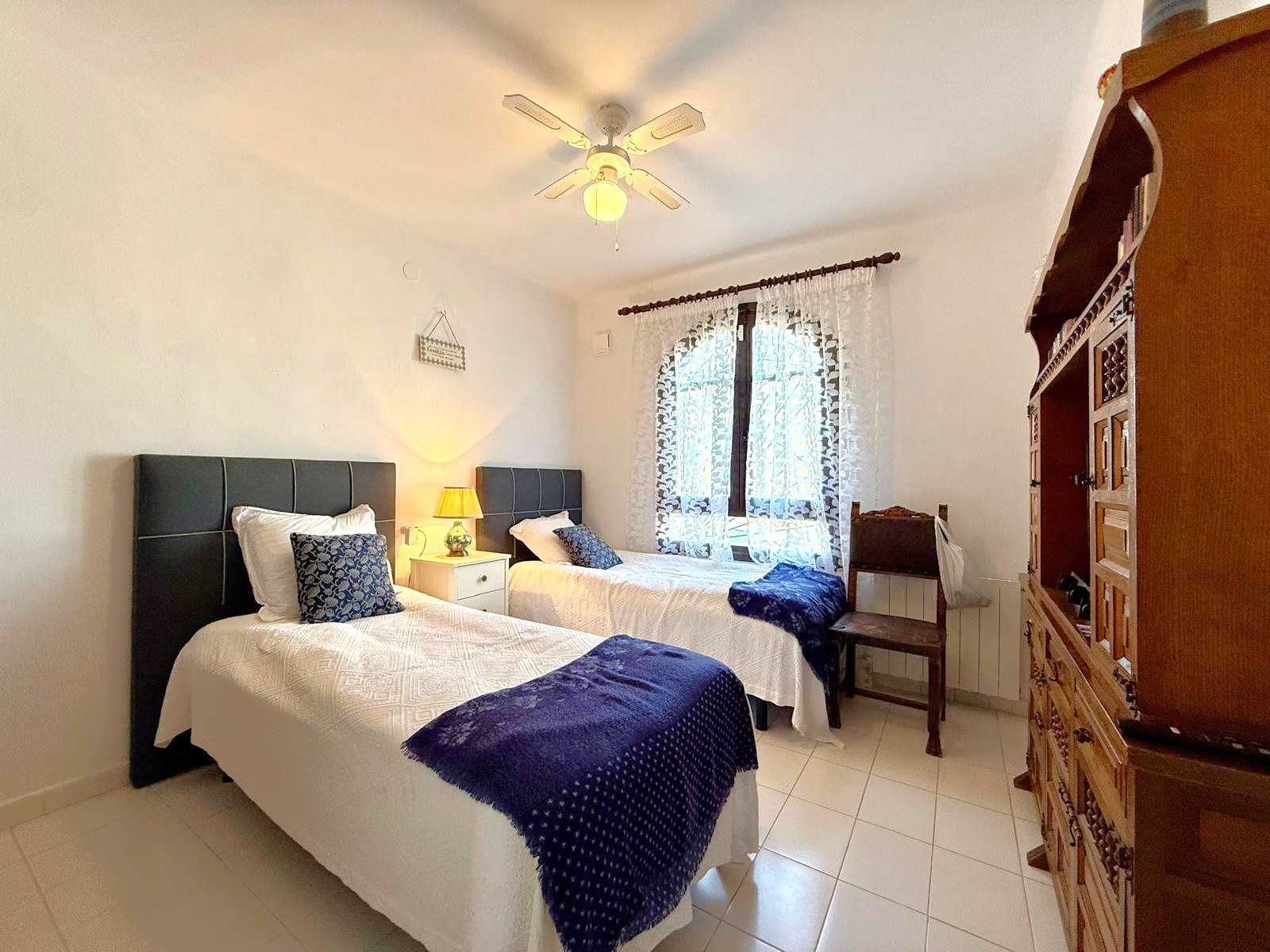 For sale - 3 Bedroom 3 Bathroom Villa in Villamartín - Villamartin  - Alicante