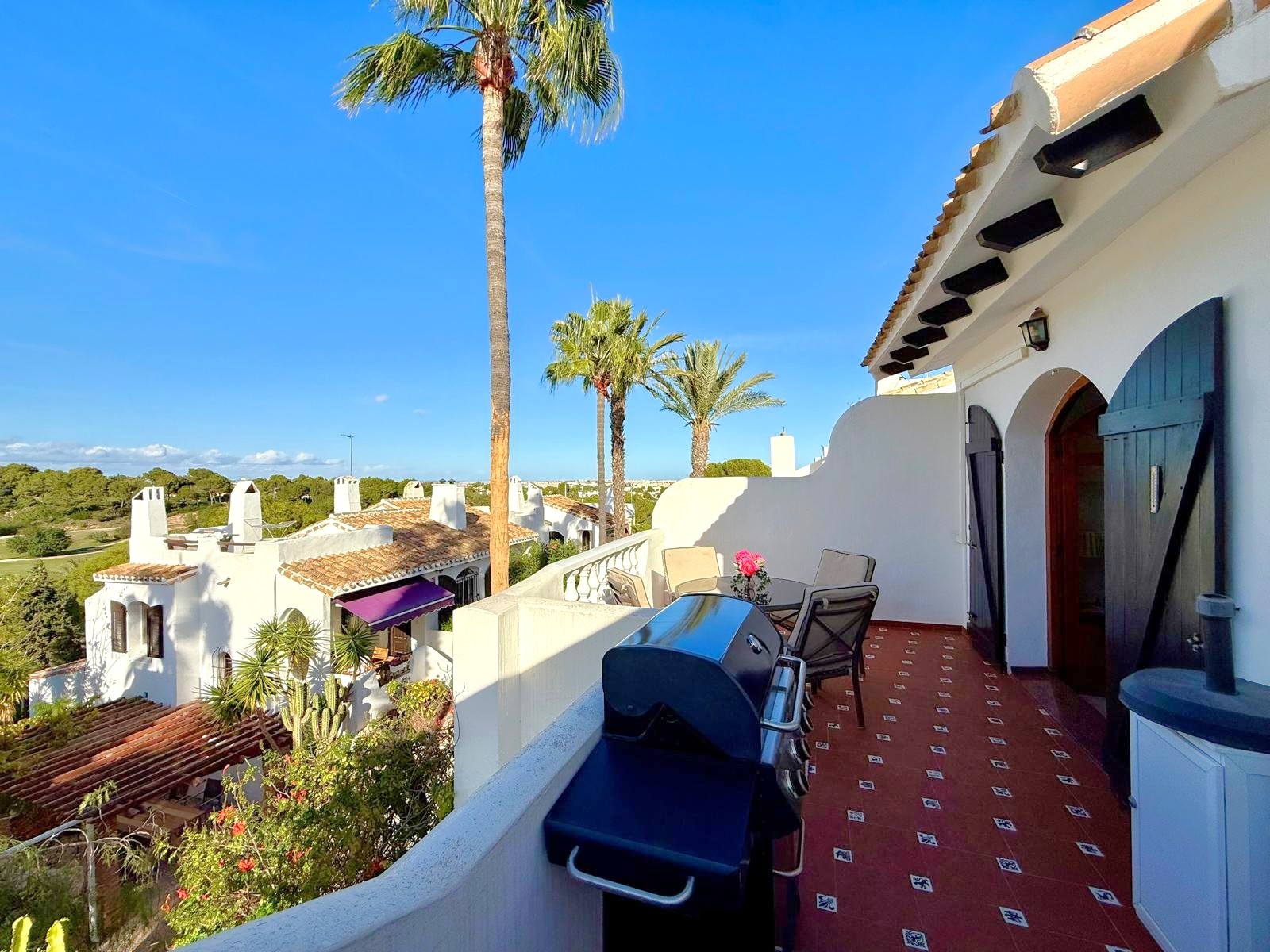 For sale - 3 Bedroom 3 Bathroom Villa in Villamartín - Villamartin  - Alicante