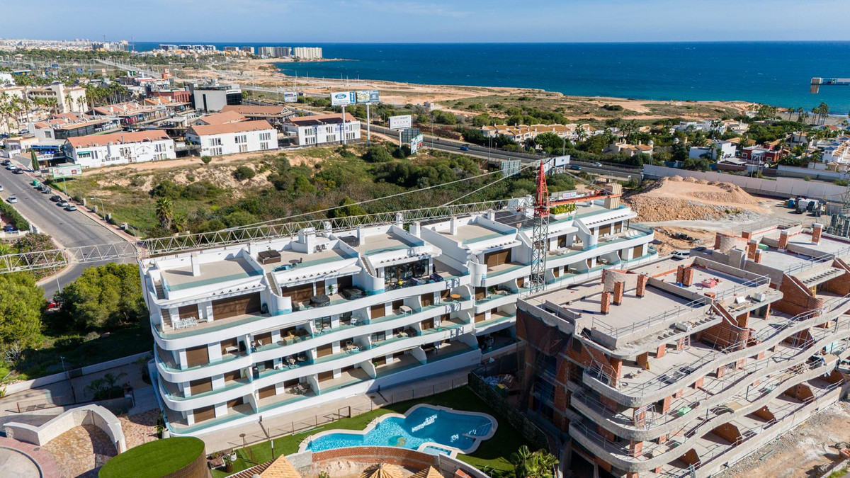 For sale - 2 Bedroom 2 Bathroom Apartment - Middle Floor Apartment in Orihuela - Playa Flamenca  - Alicante