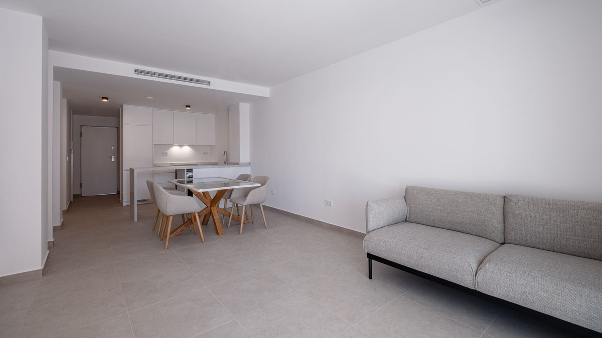 For sale - 2 Bedroom 2 Bathroom Apartment - Middle Floor Apartment in Orihuela - Playa Flamenca  - Alicante