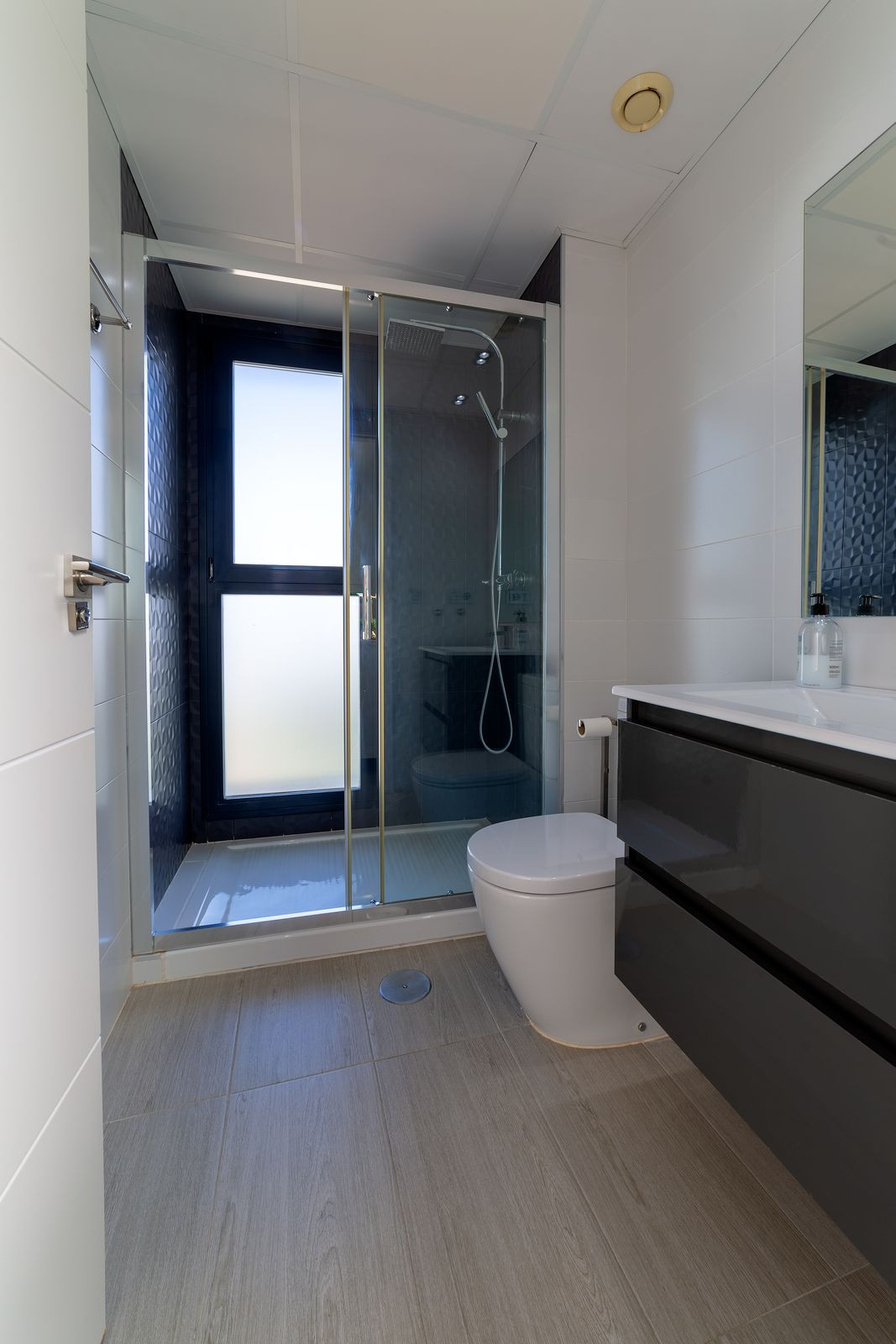 For sale - 3 Bedroom 2 Bathroom House - Detached Villa in Orihuela - Punta Prima  - Alicante