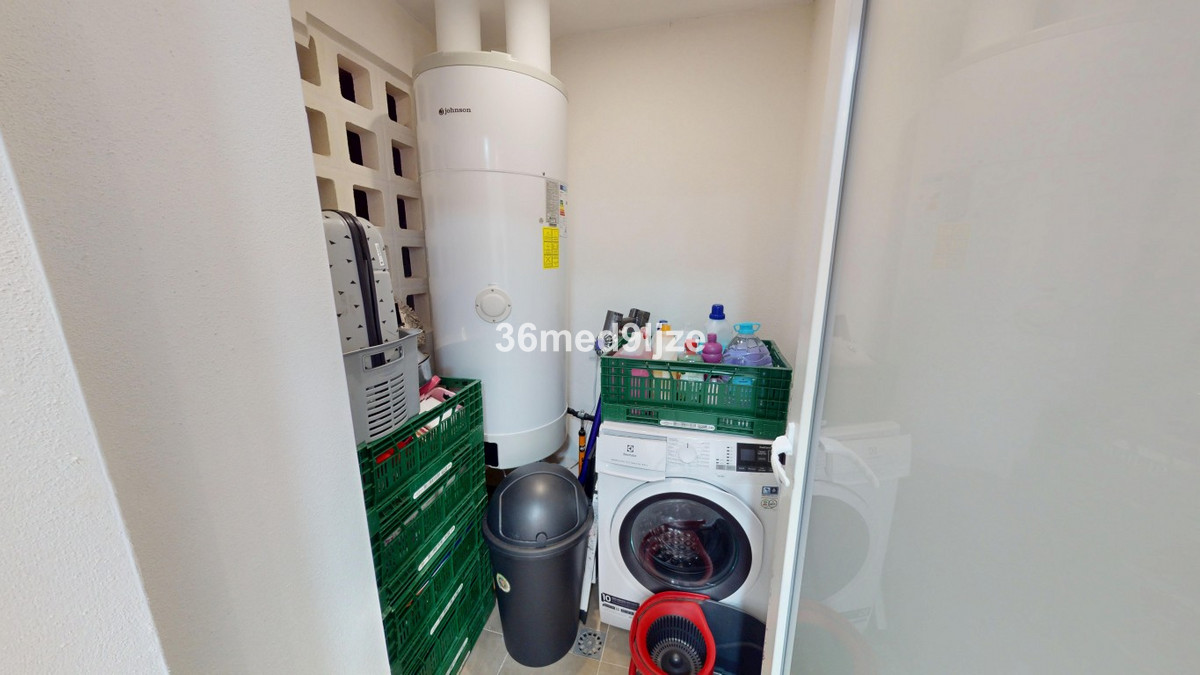 For sale - 1 Bedroom 1 Bathroom Middle Floor Apartment in Mil Palmeras  - Mil Palmeras  - Alicante