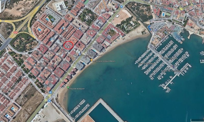 3 Bedroom 1 Bathroom Apartment - Middle Floor Apartment in Torrevieja