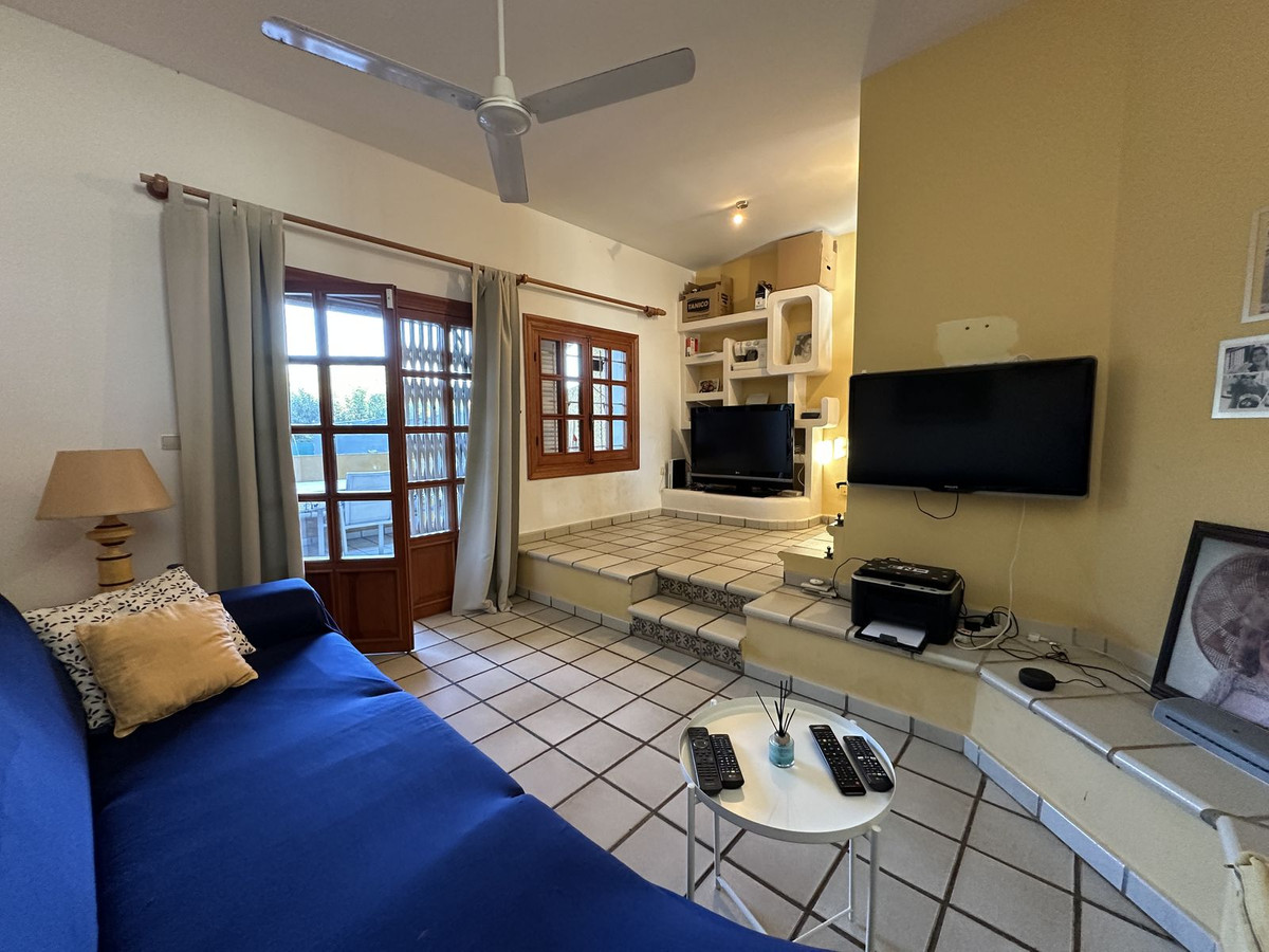 For sale - 4 Bedroom 4 Bathroom House - Townhouse in Orihuela - Orihuela Costa  - Alicante