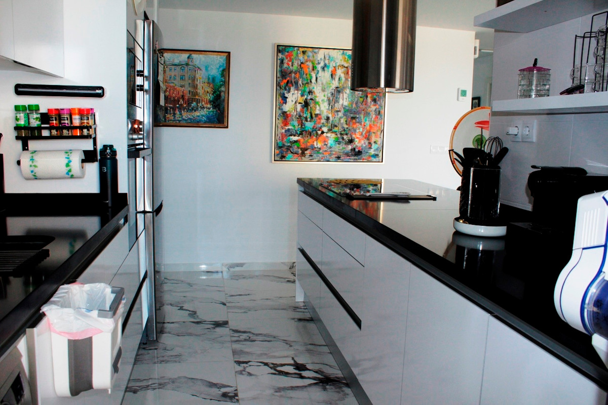 For sale - 2 Bedroom 2 Bathroom Apartment - Middle Floor Apartment in Orihuela - Orihuela Costa  - Alicante