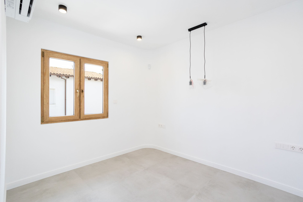 For sale - 3 Bedroom 3 Bathroom House - Detached Villa in Orihuela - Cabo Roig  - Alicante