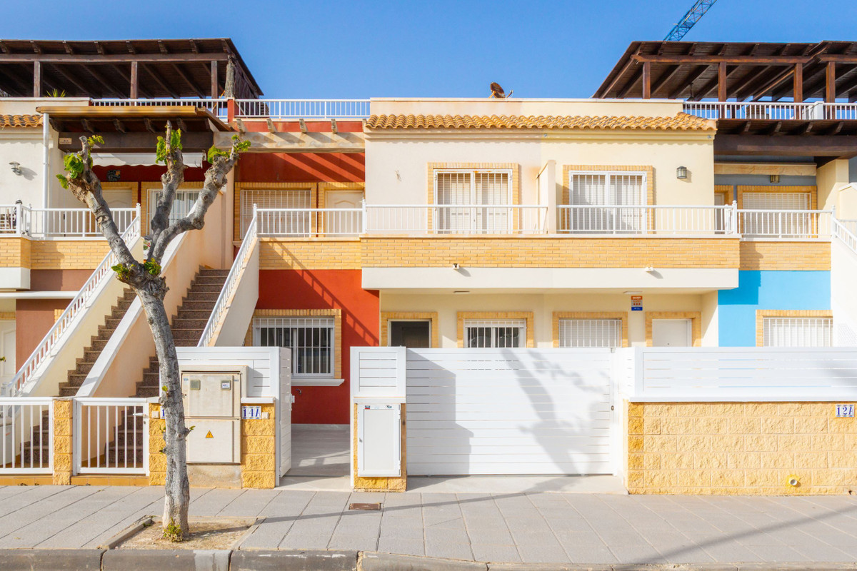 For sale - 2 Bedroom 1 Bathroom Apartment in Torre de la Horadada  - Torre de la Horadada  - Alicante