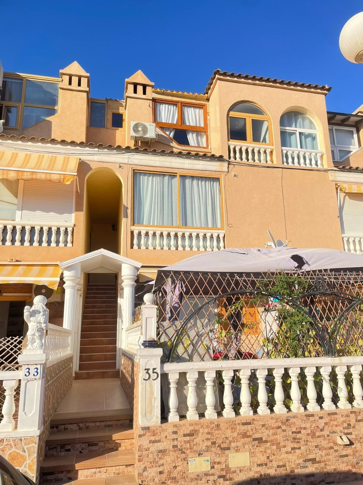 For sale - 2 Bedroom 1 Bathroom Apartment in Punta Prima - Los Altos  - Alicante