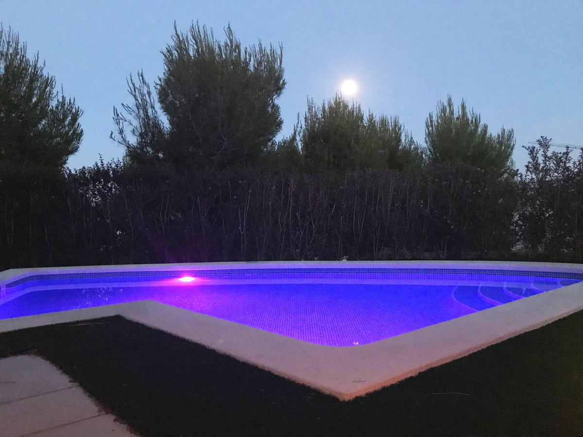 For sale - 3 Bedroom 2 Bathroom House - Detached Villa in Orihuela - Las Colinas Golf  - Alicante