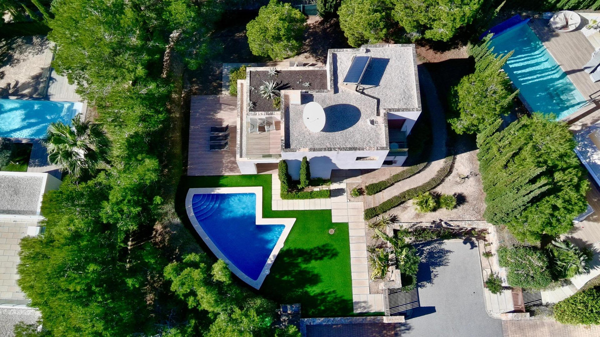 For sale - 3 Bedroom 2 Bathroom House - Detached Villa in Orihuela - Las Colinas Golf  - Alicante