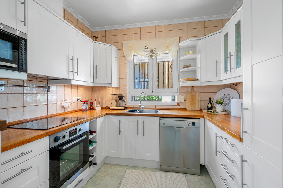 For sale - 3 Bedroom 3 Bathroom Detached Villa in Ciudad Quesada  - Ciudad Quesada  - Alicante