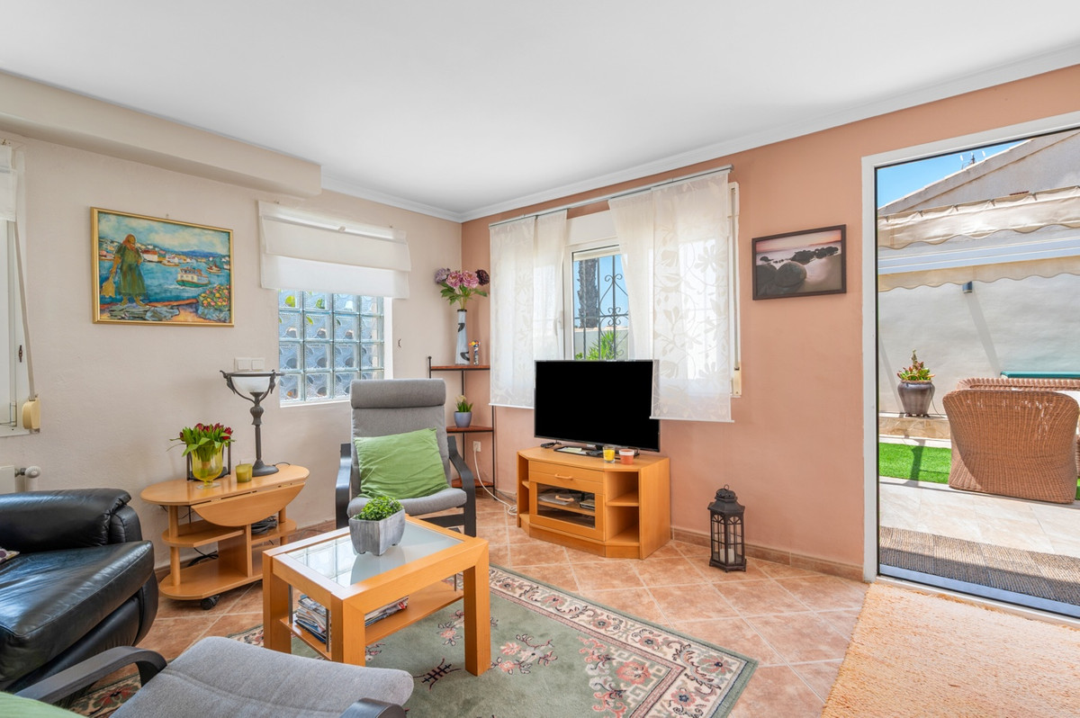 For sale - 3 Bedroom 3 Bathroom Detached Villa in Ciudad Quesada  - Ciudad Quesada  - Alicante