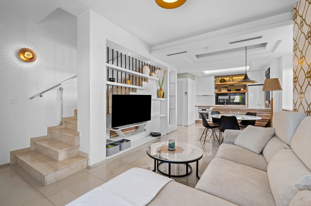 For sale - 3 Bedroom 2 Bathroom House - Townhouse in Rojales - Rojales Centro  - Alicante