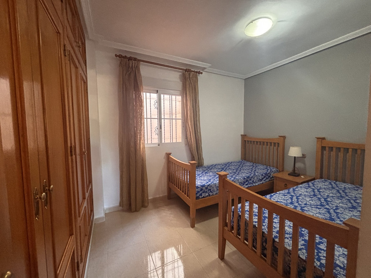 For sale - 2 Bedroom 1 Bathroom Ground Floor Apartment in Cabo Roig  - Cabo Roig  - Alicante