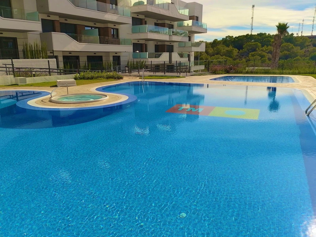 2 Bedroom 2 Bathroom Apartment in Villamartin
