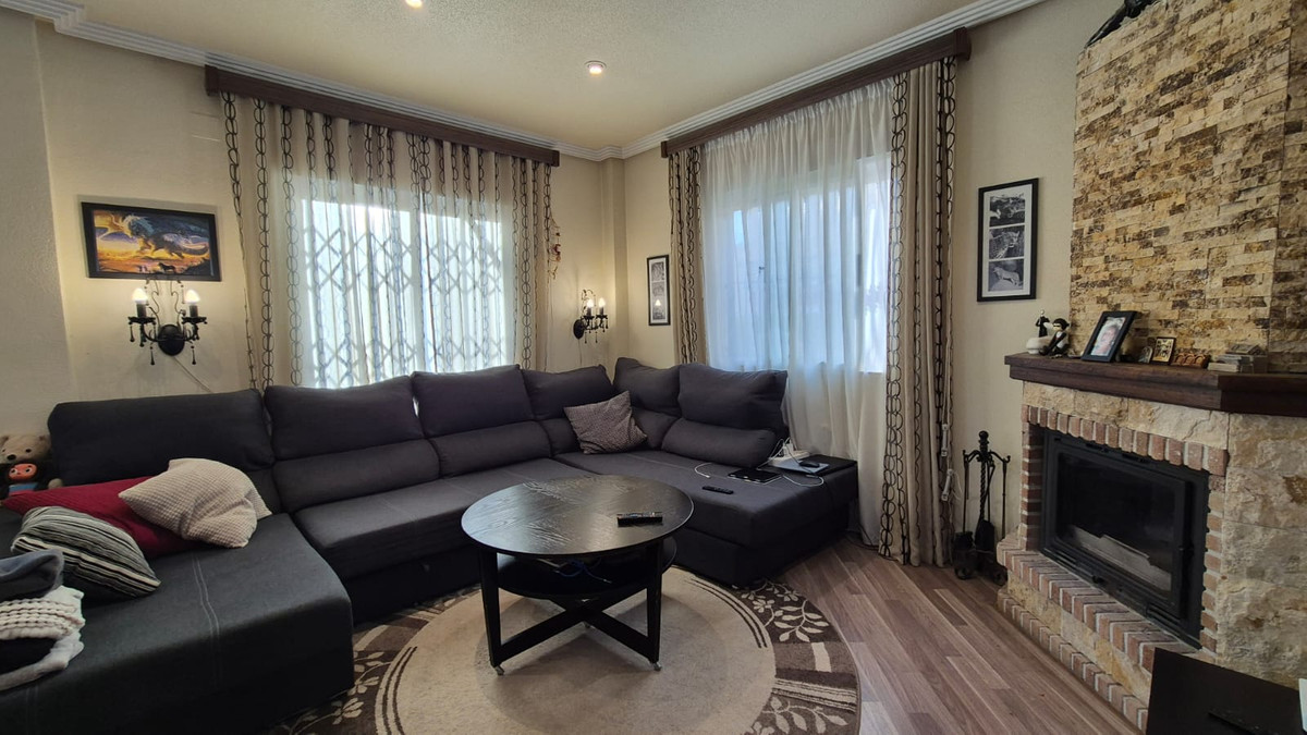 For sale - 2 Bedroom 2 Bathroom House - Detached Villa in Orihuela - Orihuela Costa  - Alicante