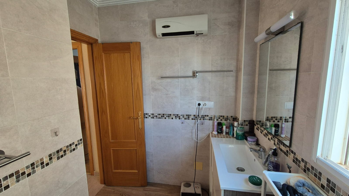 For sale - 2 Bedroom 2 Bathroom House - Detached Villa in Orihuela - Orihuela Costa  - Alicante