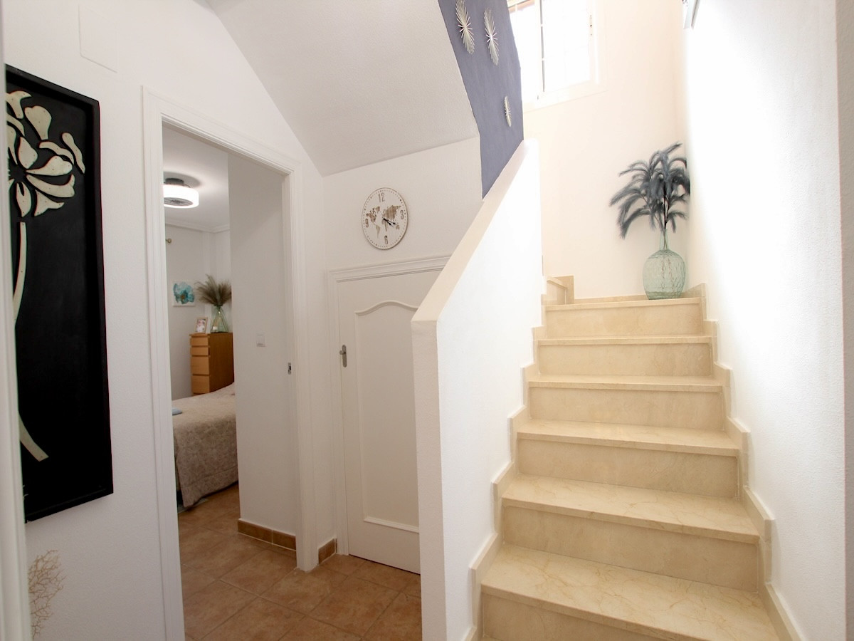 For sale - 3 Bedroom 2 Bathroom House - Detached Villa in Guardamar del Segura - Guardamar del Segura Centro  - Alicante